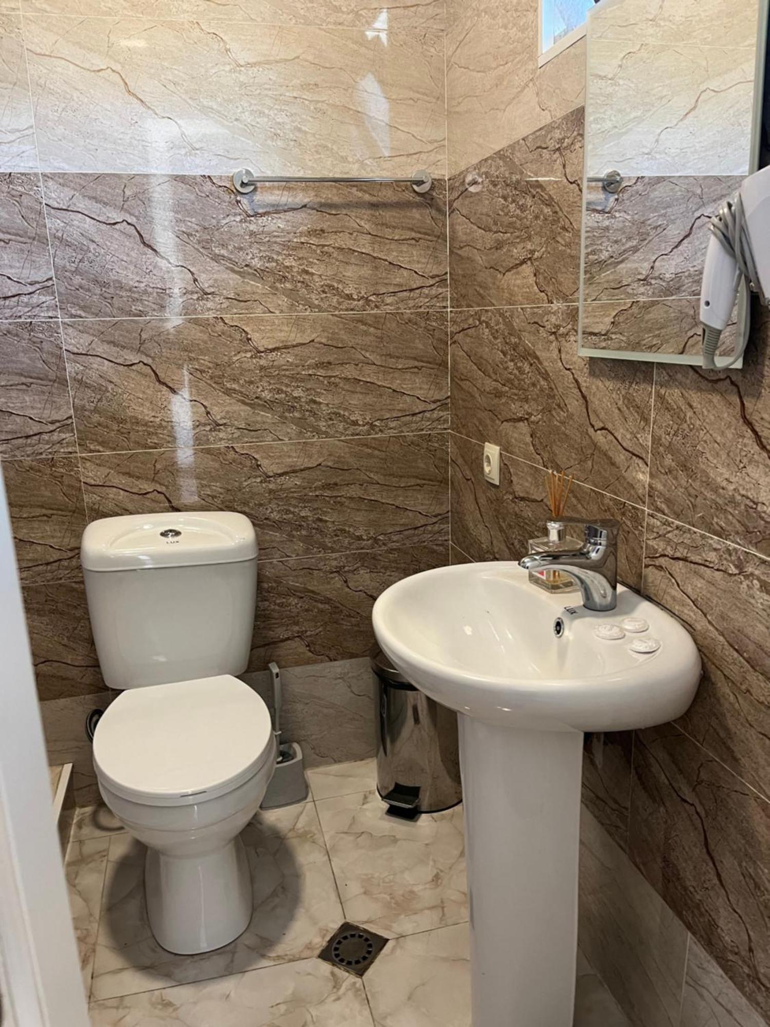 קזבגי Soso Burduli'S Guesthouse מראה חיצוני תמונה